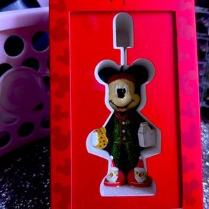 Christmas edition, Mickey Mouse